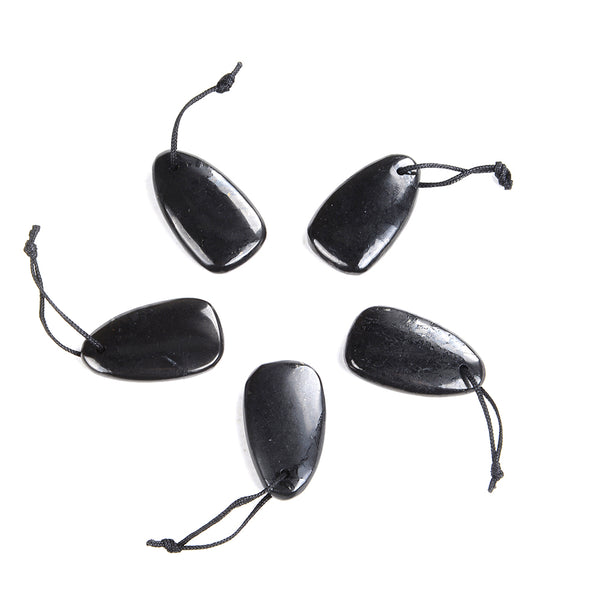 32x18MM Natural Smooth Shungite Gemstone Grade AAA Triangle Pendant 1 Bead (80008564-D49)